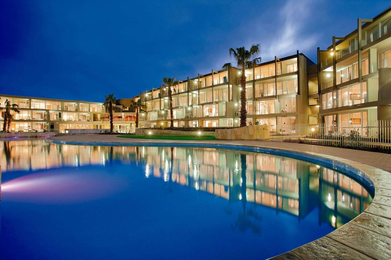 Wyndham Hotel